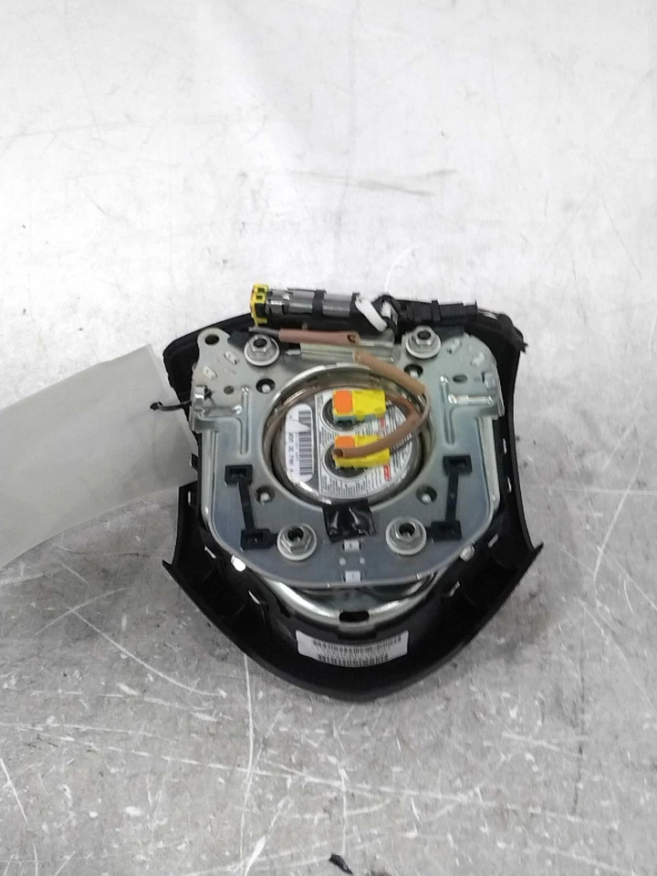 Used Steering Wheel Air Bag fits: 2014 Dodge Dart front driver wheel Grade A Foto 2 de 4