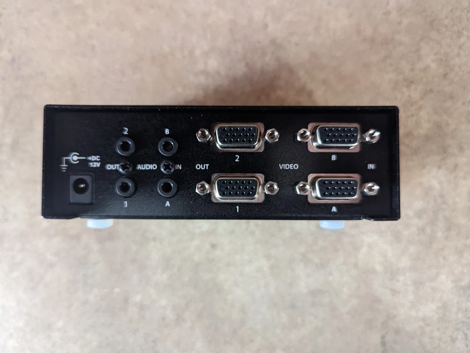 STARTECH.COM 2X2 VGA MATRIX VIDEO SWITCH SPLITTER WITH AUDIO ST222MX4 ULE3-4 - Image 3 of 4