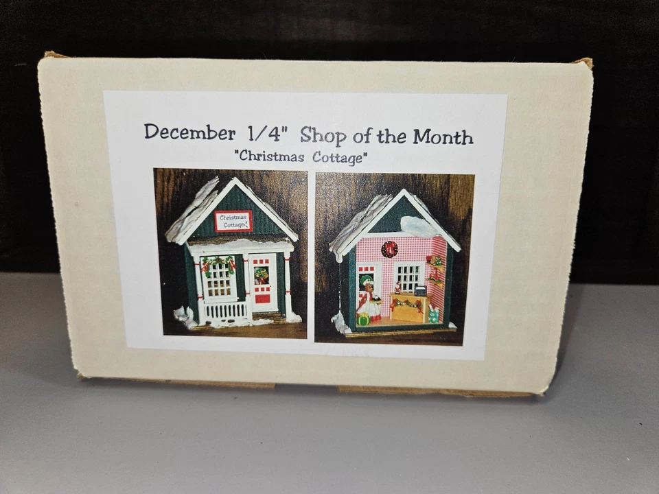 Kit de casa de Navidad de diciembre a escala 1:48 de Debbie Young At Heart, nuevo en caja Foto 2 de 4