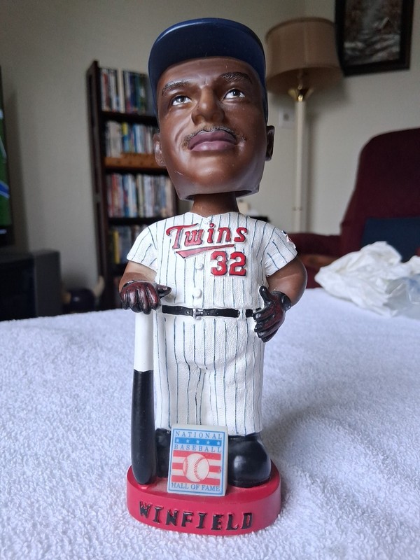  DAVE WINFIELD MINNESOTA TWINS SGA ST July 22 2001 Bobblehead HOF Celebration 