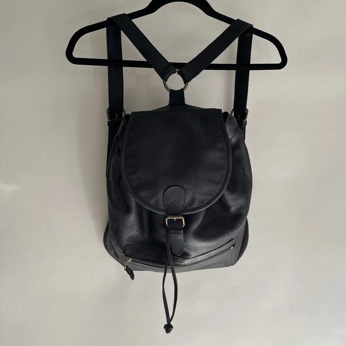Vintage Banana Republic Leather Backpack Black EUC Purse Bag il_fullxfull.4815599474_rsxm.jpg main image 4