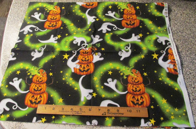 1 Yards x 44'' Quilt Studio Fabric Pumpkin Parade Sally Keszler Ghost Stars Black