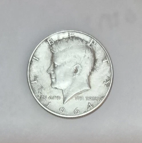 1964 Kennedy half-dollar BU. Phildelphia. (Mint not Shown).