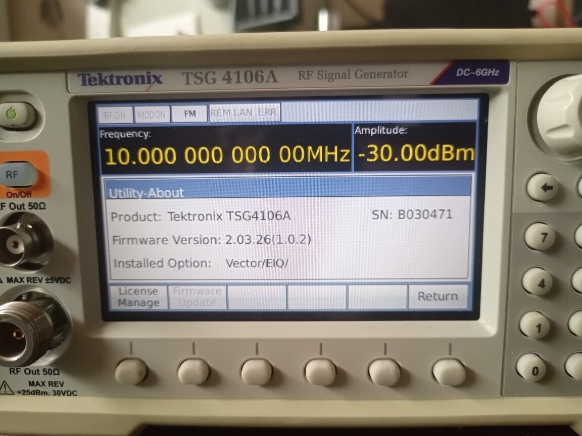 Tektronix TSG 4106A / TSG4106A B030471 RF Signal Generator Tektronix TSG 4106A / TSG4106A B030471 RF Signal Generator