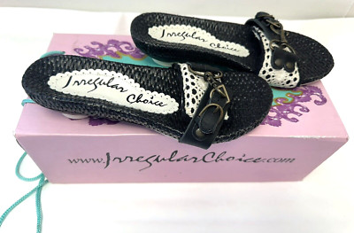 NEU IM KARTON! Irregular Choice UK3,5 Schwarz Gewebte Pantoletten Pantoletten Weiß Apple Heels
