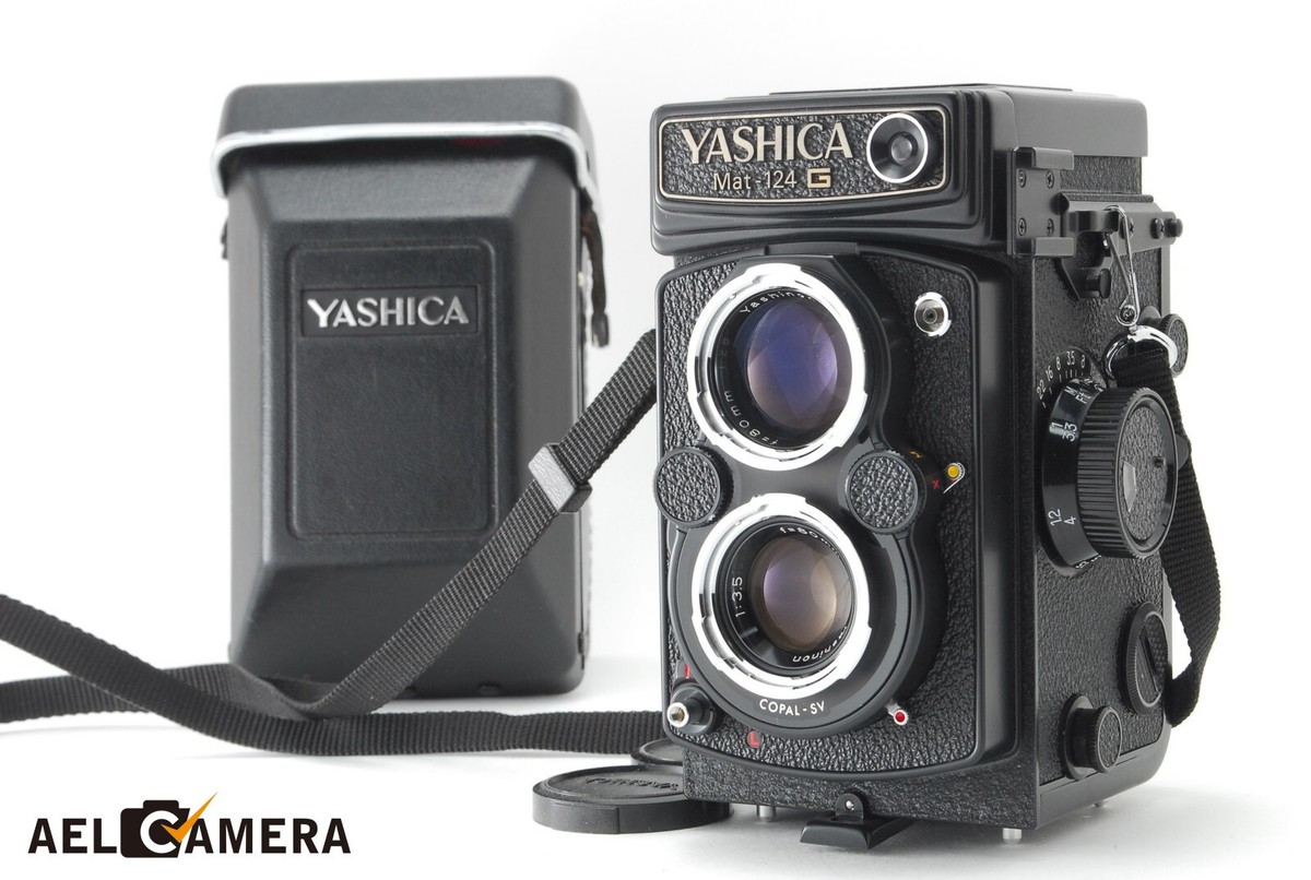フィルムカメラ Yashica Mat 124G 6x6 TLR Medium Format Meter Works 【MINT-】 Yashica Mat 124G 6x6 TLR Medium Format