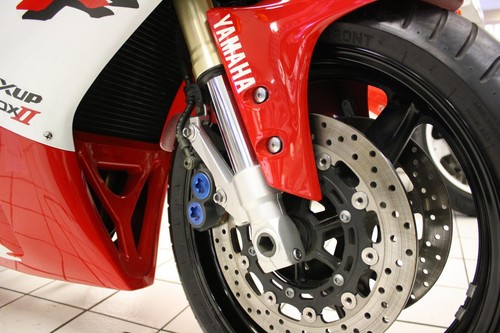 Yamaha YZF R1 show condition. 606 miles . BIKE IS NOW SOLD - Picture 10 of 12