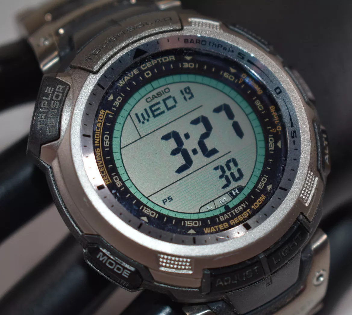 Casio pathfinder top solar watch