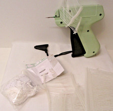 SJ-3737 Garment CLOTHING PRICE LABEL TAGGING TAG TAGGER GUN 2 extra Needles