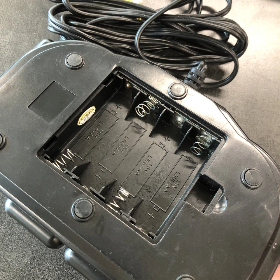 EXCALIBUR World Series of Poker TEXAS HOLD 'EM Plug & Play TV Game Untested - Image 4 of 4