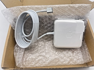 MacBook Air M1 2020 M1 16G SSD512G 箱、充電器 Chargers - MacBook Air (M1) - Made by Apple - All Accessories - Apple