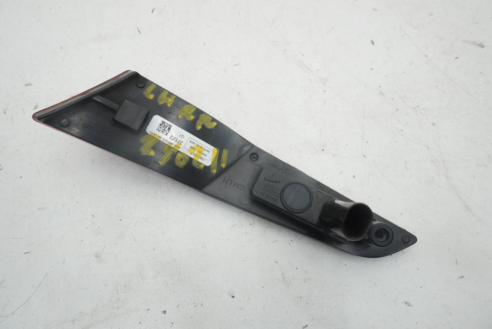 McLaren 720S Rear Left Side marker light Red P/N 14AC766CP