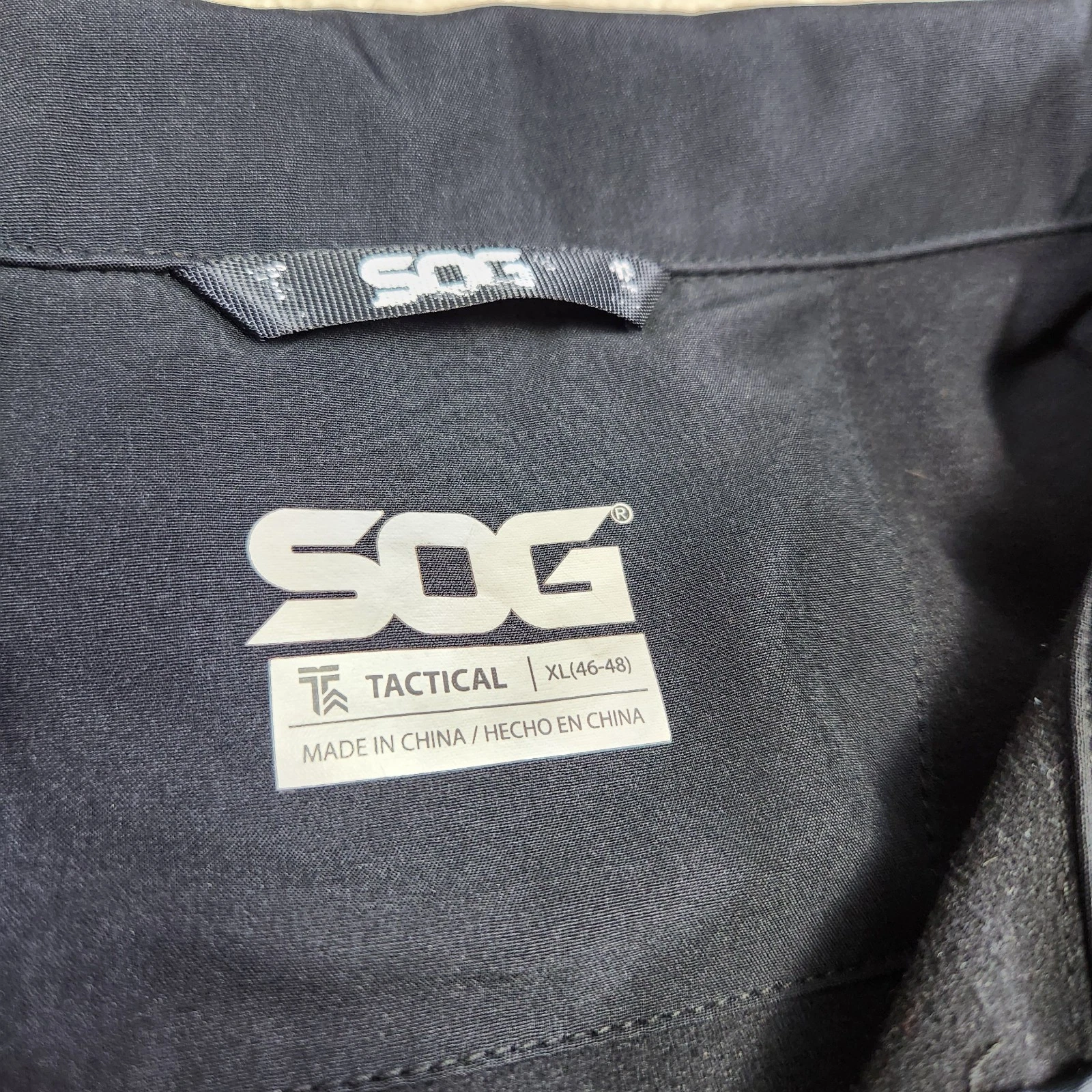 SOG Tactical Softshell Jacket Men XL Quick Draw CCW EDC Black Water Resistant - product detail image 4