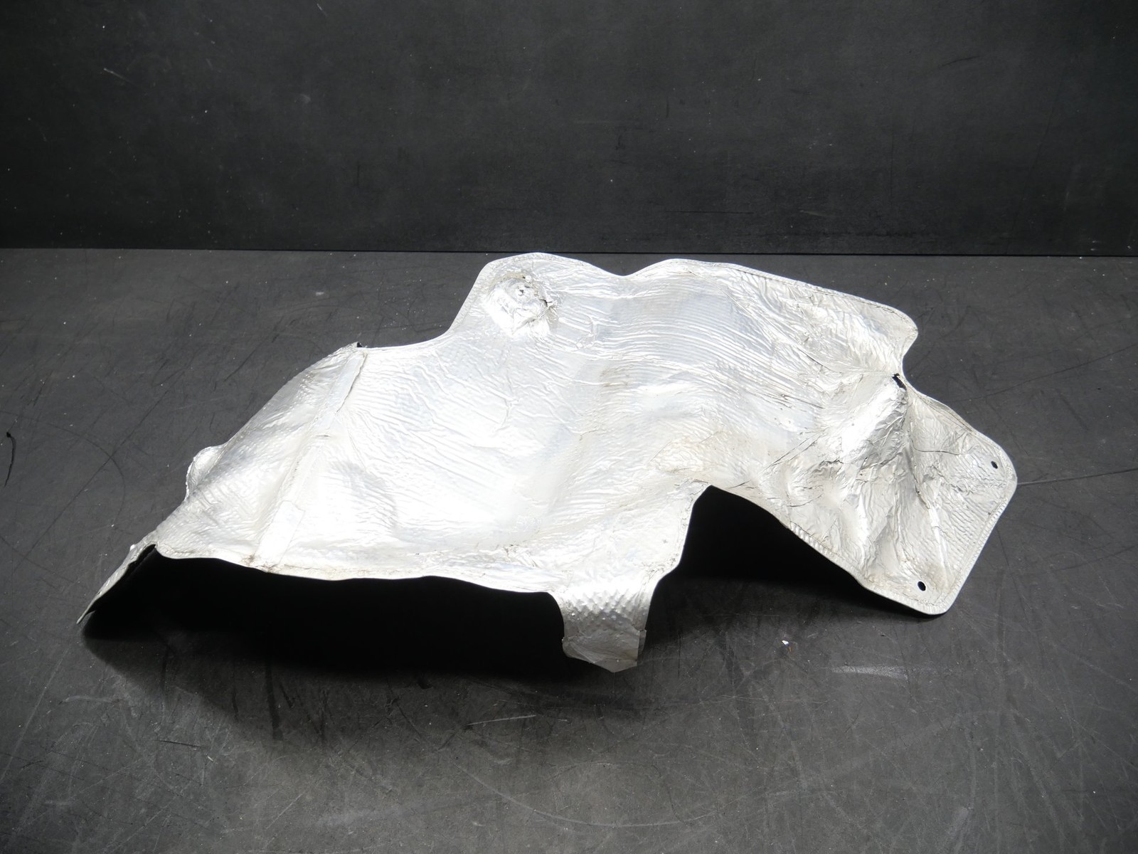 Audi R8 Spyder 2017-2023 Left Tank heat shield P/N 4S0825731B