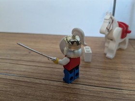 LEGO Castle Royal Knights: Royal King (6008) - 100% Complete