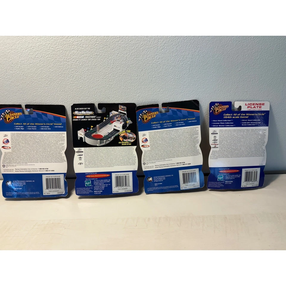 Winners Circle NASCAR литая модель Tony Stewart Peanuts Halloween масштаб 1:64 лот из 4 - Изображение 3 из 3