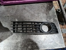 Luftgitter 8E0807682 Audi A4 8E 8H B6 Nebelscheinwerfer Blende Gitter Original