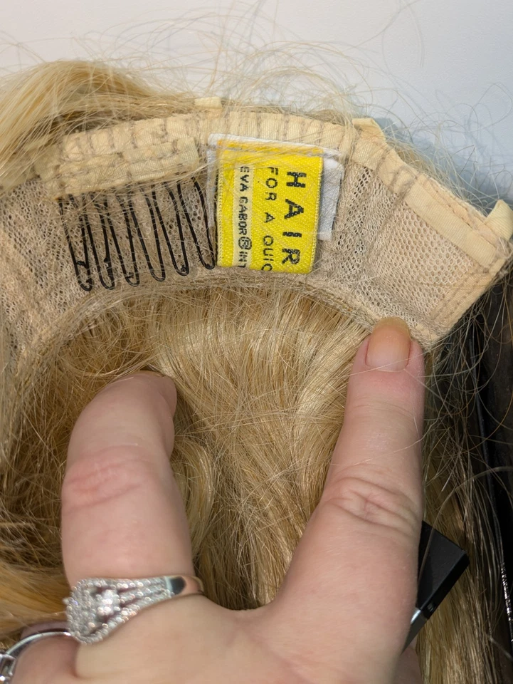  ASPEN Wig SALON QUALITY Synthetic HAIR PIECE • Blonde  USC-360  Shea - Image 3 of 4