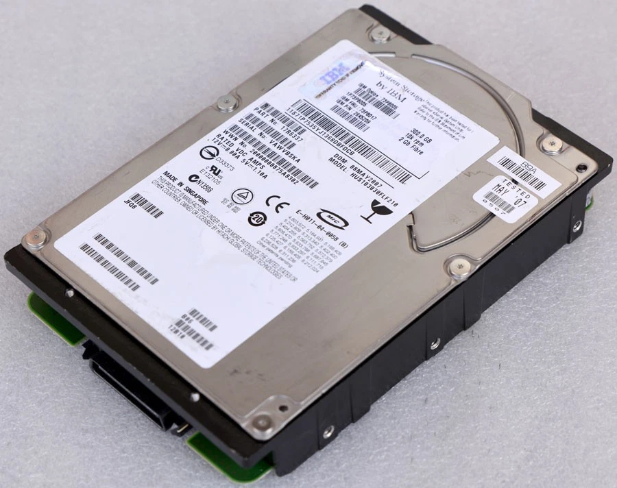 3,5" 8,9cm FIBRE CHANNEL HDD HUS103030FLF210 17R6337 73P8017 26K5209 IBM M1225 - Bild 4 von 4