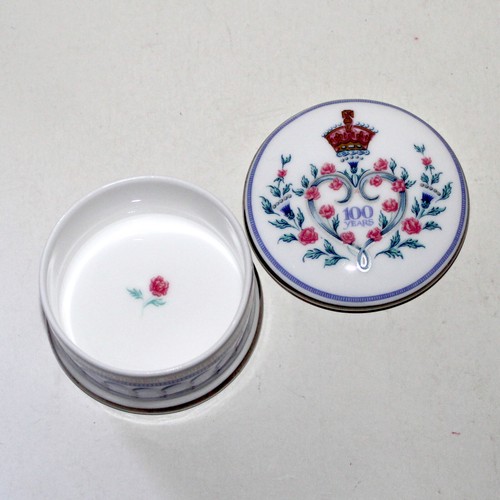 The Royal Collection Queen Mother Centenary Porcelain Box 100 Years Elisabeth - Picture 5 of 8