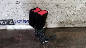 VW Golf VII 7 AU Gurtschloss Peitsche Links Hinten 8V0857739A 306325