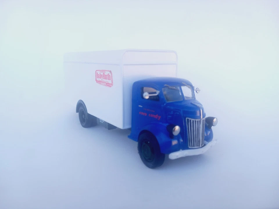 Kitbash personalizado feito à mão escala 1/50 O impresso em 3D 1941 Ford COE caixa van caminhão - Imagem 4 de 4