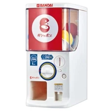 Bandai Gashapon Machine Try