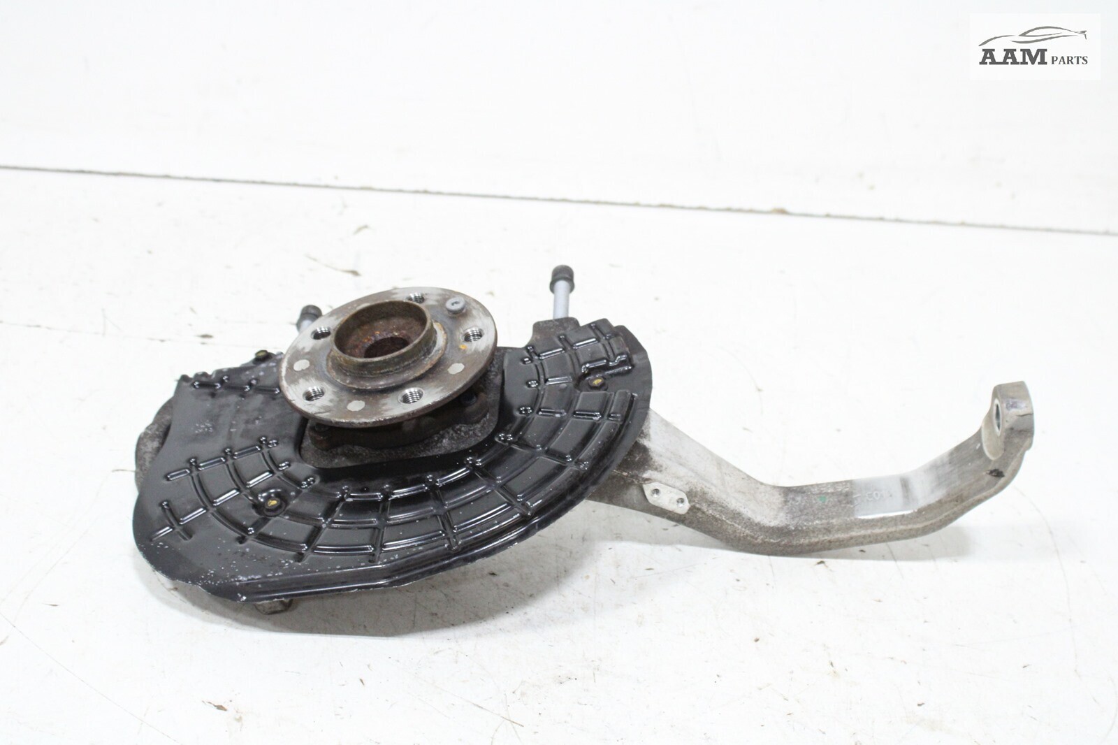 2014-2021 MASERATI GHIBLI FRONT LEFT DRIVER SIDE SPINDLE KNUCKLE WHEEL HUB OEM