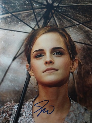 Emma watson Signed 8x10 Photo Original Matte Finish COA Genuine Athentic - Picture 1 of 2