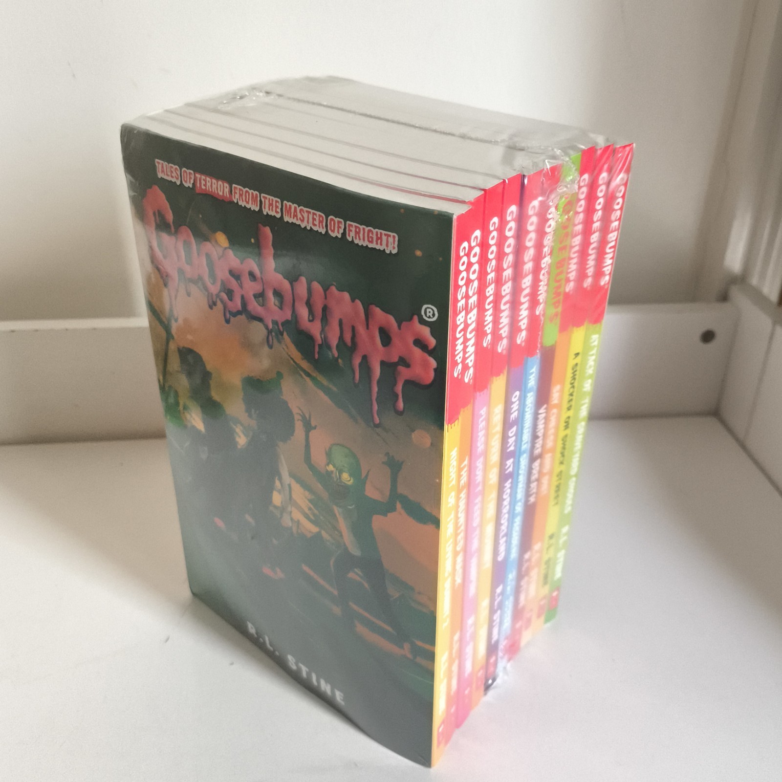 Goosebumps: The Classic Series 10 Books Collection (Set 2) by R. L. Stine