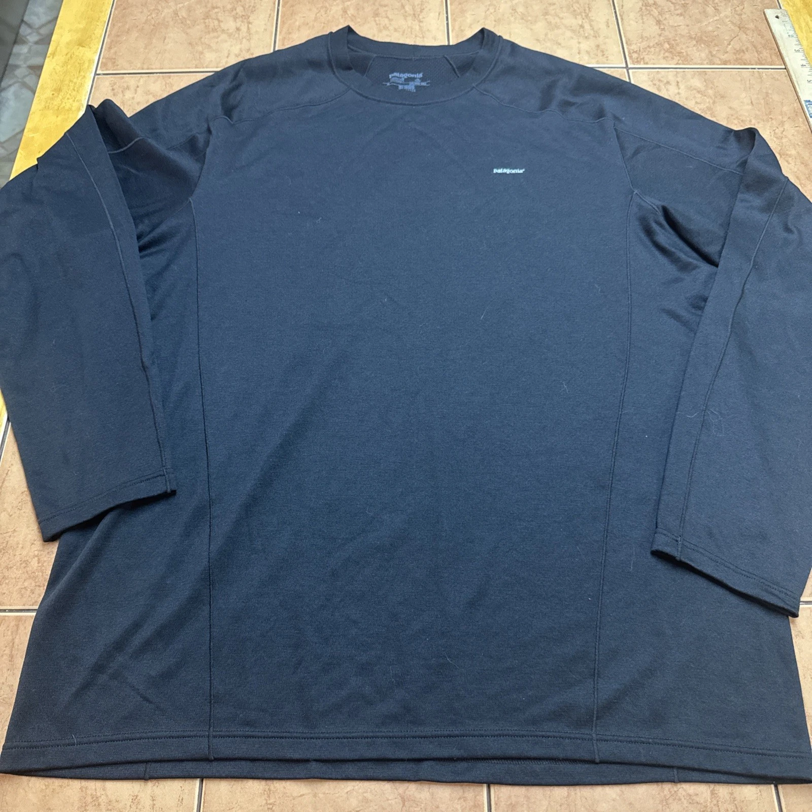 Patagonia Capilene 3 Midweight Crew Shirt Men Sz XL Black Baselayer Long Sleeve
Opens in a new windo