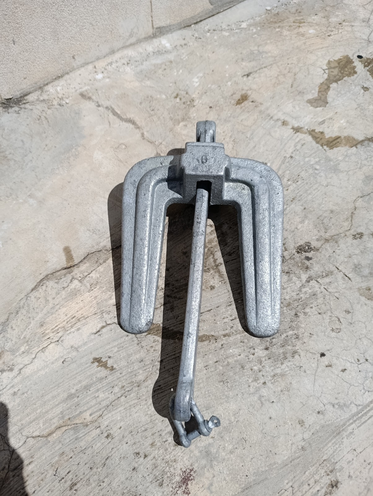 ANCORA HALL ZINCATA IN ACCIAIO 6 KG PER FONDI SABBIOSI BARCA E GOMMONE