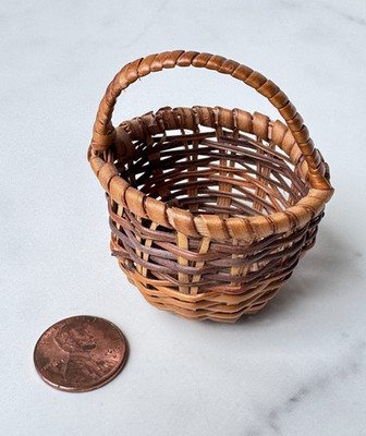 Vintage Mini Hand Crafted Reed Style Woven Basket Doll House Fairy Folk, 2.25''