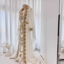 Luxury Muslim Stain Wedding Dress Long Sleeves Lace Appliques A-Line Bridal Gown