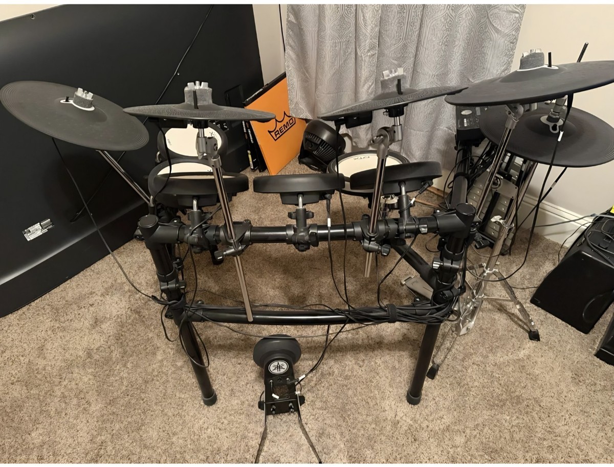 Yamaha DTX502 Electronic Drum Kit XP80 Programmable 7 Pads Cymbals
