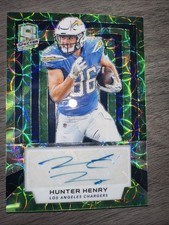 2019 Panini Spectra - Signatures Hunter Henry #S-HH Neon Green Prizm /25 (AU)