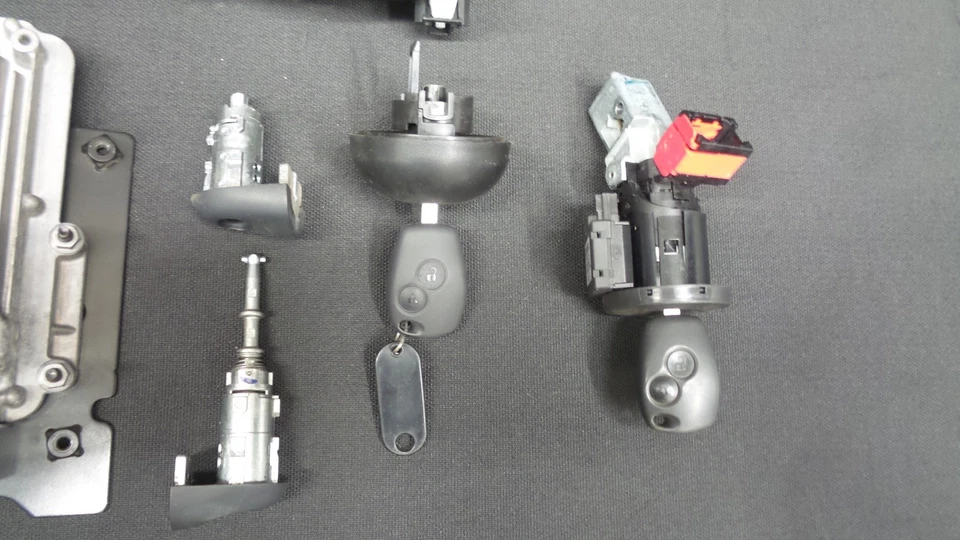 Centralina motore Renault Kangoo II Express 1.5dCi F61 ECU centralina motore SET - Immagine 4 di 4