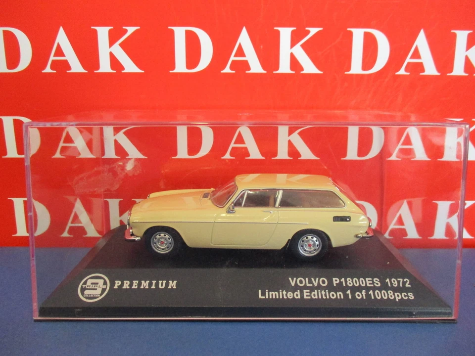 Die cast 1/43 Modellino Auto Volvo P1800ES 1972 by Triple 9 - Immagine 4 di 4