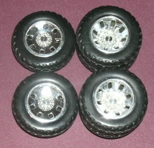 1/25 Scale Heavy-Duty Pickup Truck Wheel & Tire Set (4) Maisto Model Parts