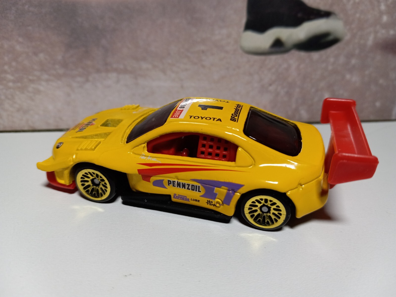Picture 4 of 10
