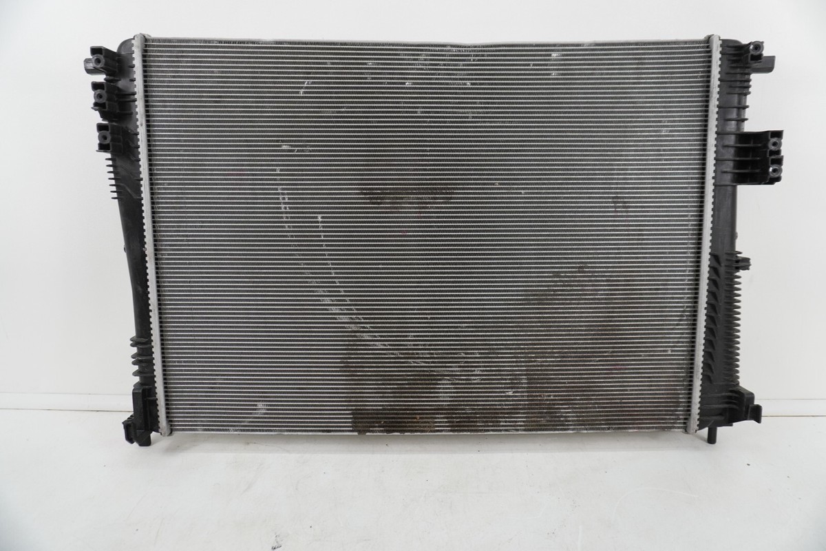 2017-2024 CHRYSLER PACIFICA RADIATOR 68217314AE OEM !!DENT!! | eBay
