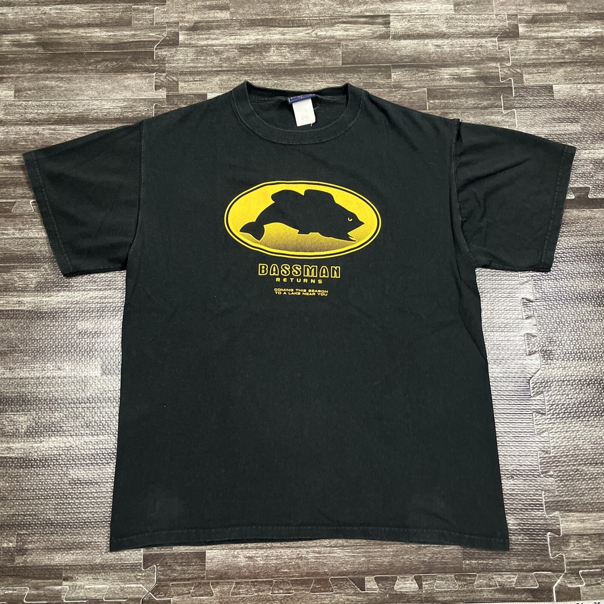 Vintage 90s Bassman Fishing Graphic Tshirt Black Large Casual Outdoors Humor VTG