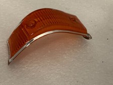 7253325 FRECCIA FANALINO INDICATORE DI DIREZIONE PARAFANGO ANTERIORE Lato Sinistro Per Modelli E81 E87 E Lato Destro Per Modelli E84 E90 E91 E92 E93 Ricambio Usato 85245