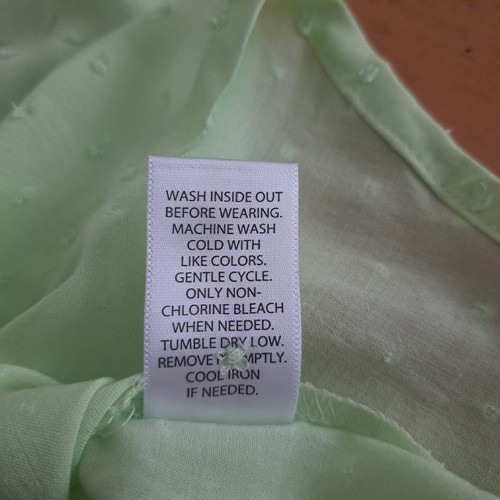 Candies Button Up Shirt Womens Size XS Green Cuffed Textured Sheer NWT $38.00 - Picture 19 of 20