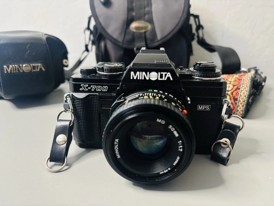 Cámara fotográfica MINOLTA X-700 MPS SLR 35 mm MC 50 mm f/1,7 ¡Juego de lentes usado en excelente estado! Foto 2 de 4