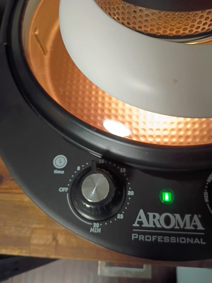 Freidora de aire/multicocina Aroma Aaf 500 4,7 cuartos de galón turbo Foto 2 de 4