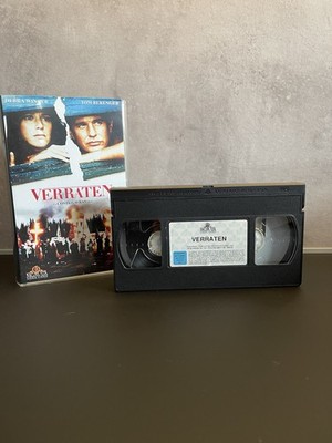   VHS Kassette, Verraten, Tom Berenger, Debra Winger,  John Heard, Thriller, 