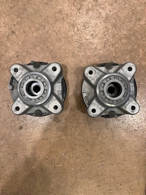 BMW OEM Front Left and Right Suspension Strut Mount 31308095851 