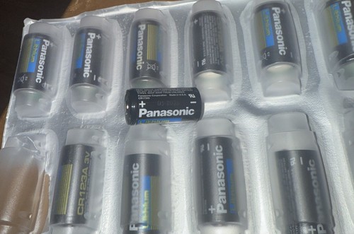 Panasonic CR123A 3V Photo Lithium (Black, Gold, Blue) (24 Batteries - Picture 2 of 3