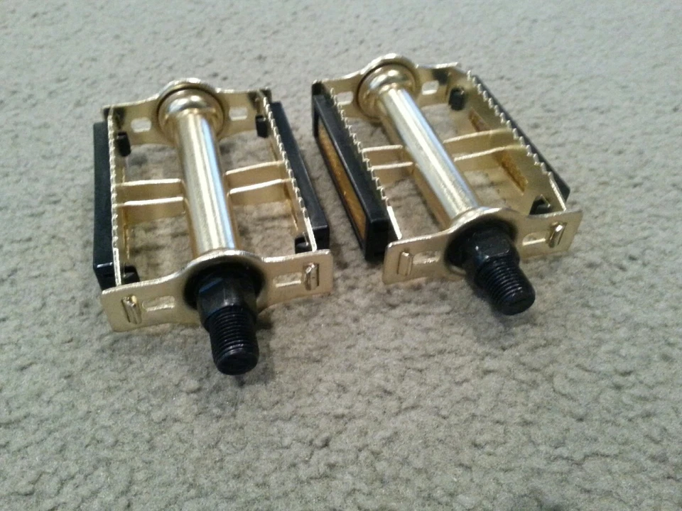 NUEVOS PEDALES DE BICICLETA GOLD RAT TRAP FASTBACK STINGRAY CARRETERA PLAYA CRUCERO BICICLETA 1/2" Foto 4 de 4